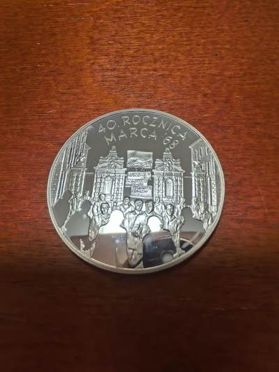 长老汇蛇年精选第三十九场拍卖 2008波兰罗茨尼察游行40周年10兹罗提精制银币，14.14克925银