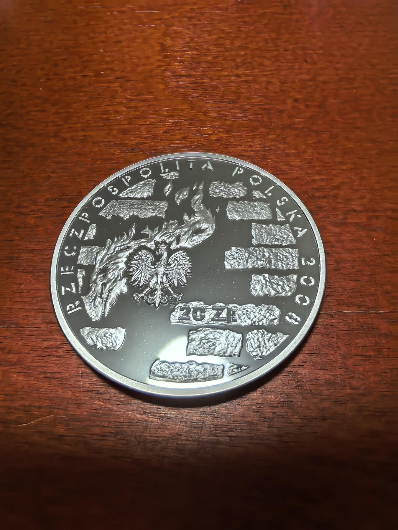长老汇蛇年精选第三十九场拍卖 2008波兰华沙贫民窟起义65周年20兹罗提精制银币，28.28克925银