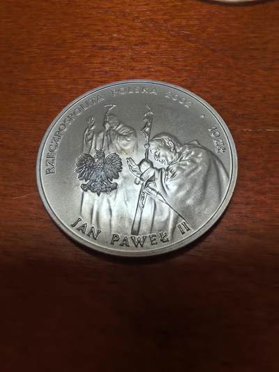 长老汇蛇年精选第三十九场拍卖 2002波兰教皇约翰·保罗二世10兹罗提精制银币，14.14克925银