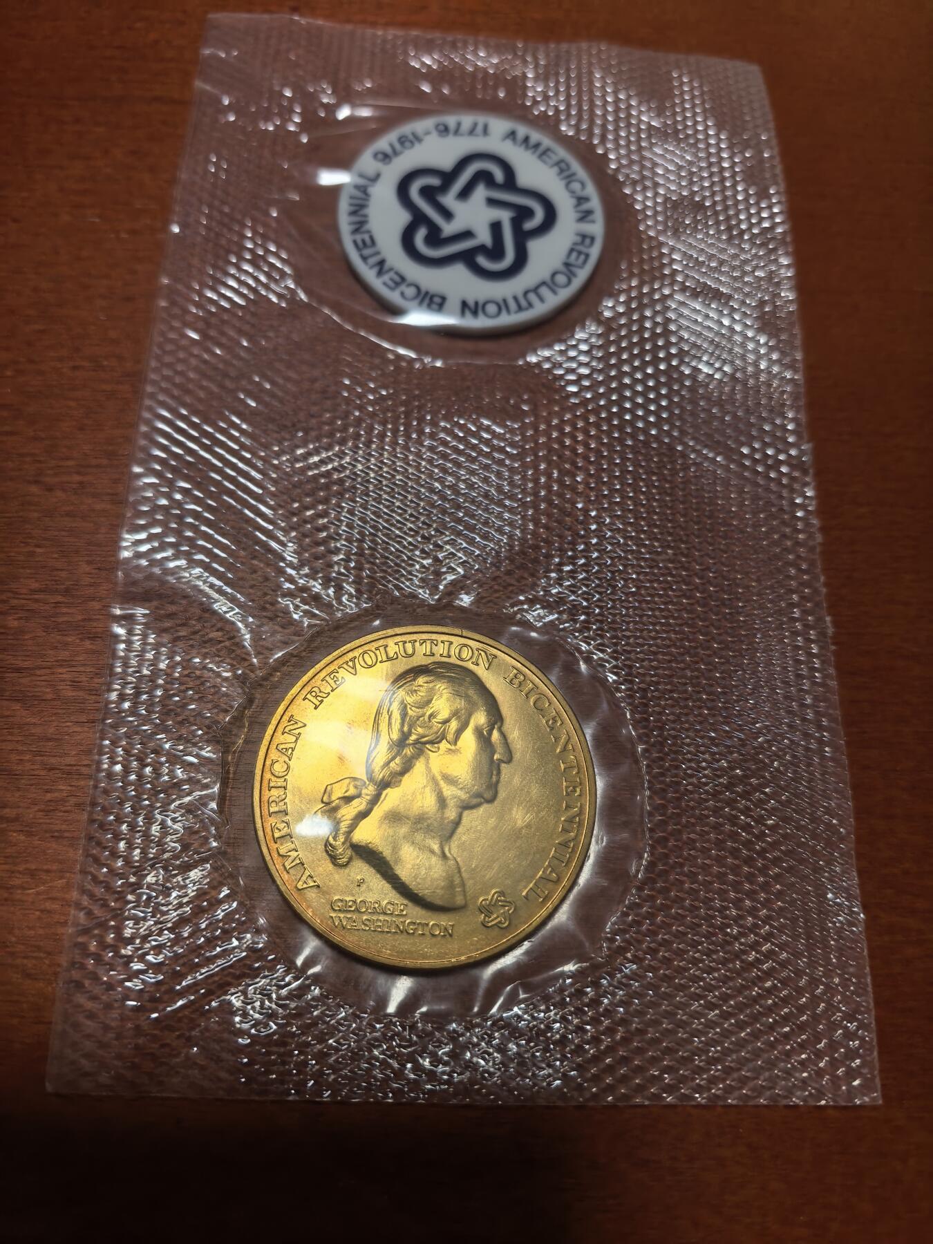 长老汇蛇年精选第三十九场拍卖 1972.7.4美国革命200周年邮币封首日封，含乔治·华盛顿大铜章1枚，和美国殖民时代工匠手艺邮票4枚，38MM