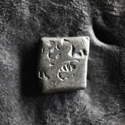 【良泉】第38期【直播场】9月18日晚19.30点开拍！ 组，西方古代钱币、丝路杂项专场  - 公元前3世纪【古印度】孔雀王朝， 1卡夏帕银币，2.79克