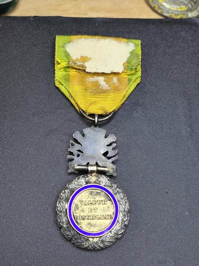 新时代收藏徽章红藏拍卖(第二十四场)  限时回归徽章杂项大合集拍场 法国第三共和国军事功勋奖章 纯银 克重约20g