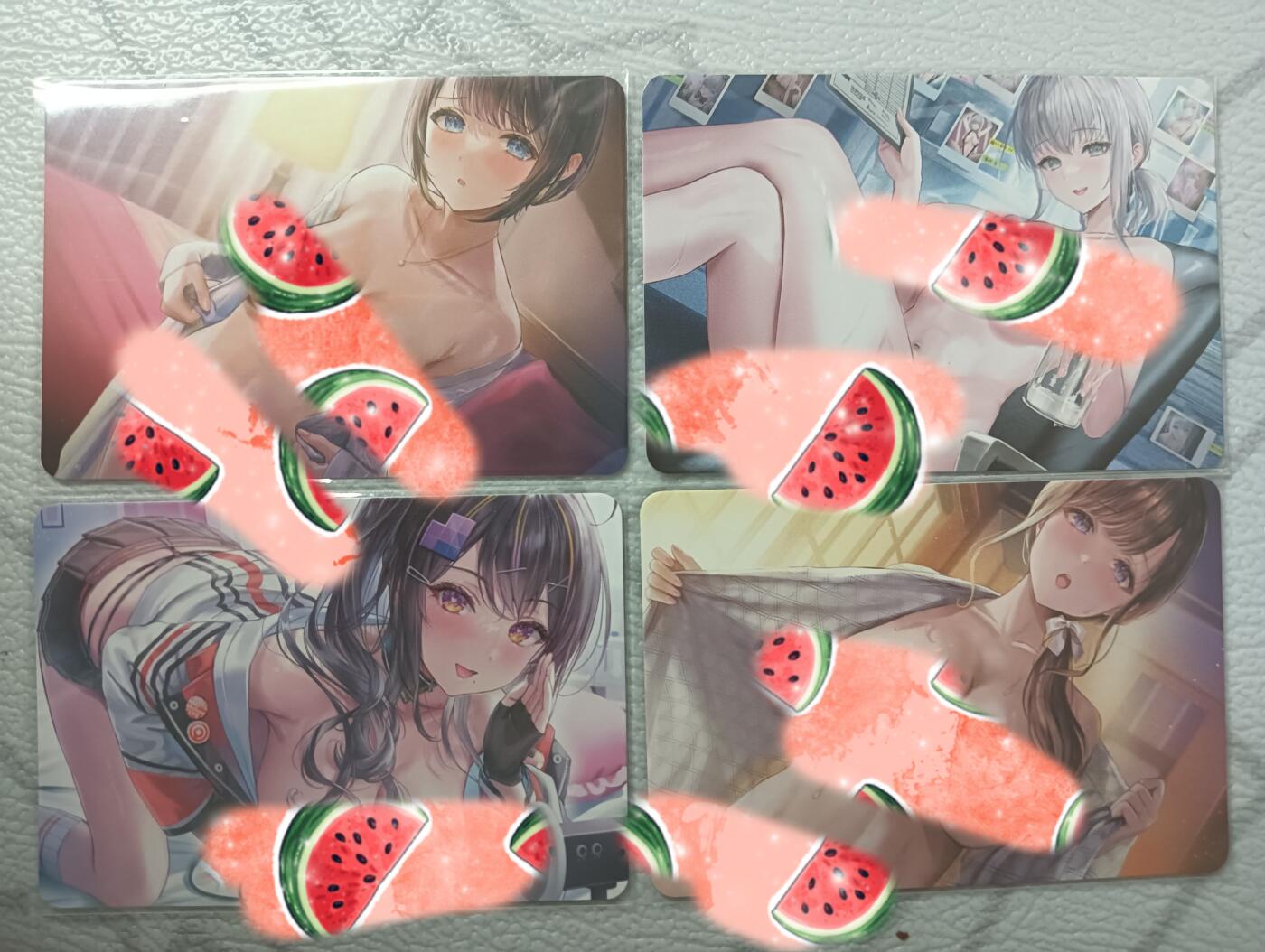 花开卡拍第35期（8月24号周日截拍，品控勿拍!!!拍品不寄存，运费5元，自制卡难免瑕疵，可能存在轻微撞角爆边等出厂瑕疵，品控介意勿拍！） 精扣彩闪2次元内衣美少女 背面特藏 一组4张