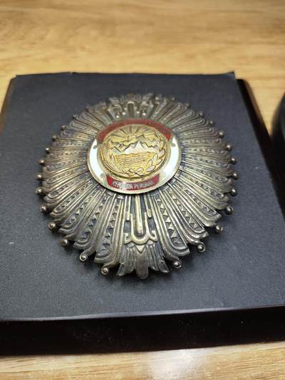 新时代收藏徽章红藏拍卖(第二十四场)  限时回归徽章杂项大合集拍场 秘鲁50年代 秘鲁国家杰出服务勋章大授 星芒章 利马造币厂制作 纯银 大授 克重80多克