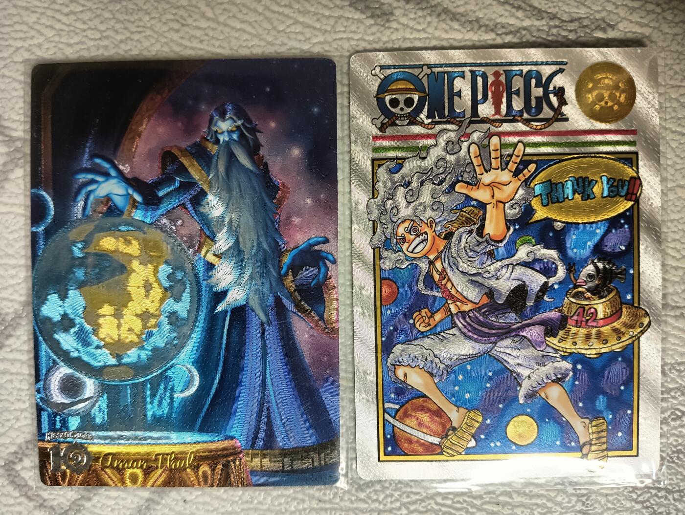 花开卡拍第35期（8月24号周日截拍，品控勿拍!!!拍品不寄存，运费5元，自制卡难免瑕疵，可能存在轻微撞角爆边等出厂瑕疵，品控介意勿拍！） 奇点 海贼魔兽 粗闪2张