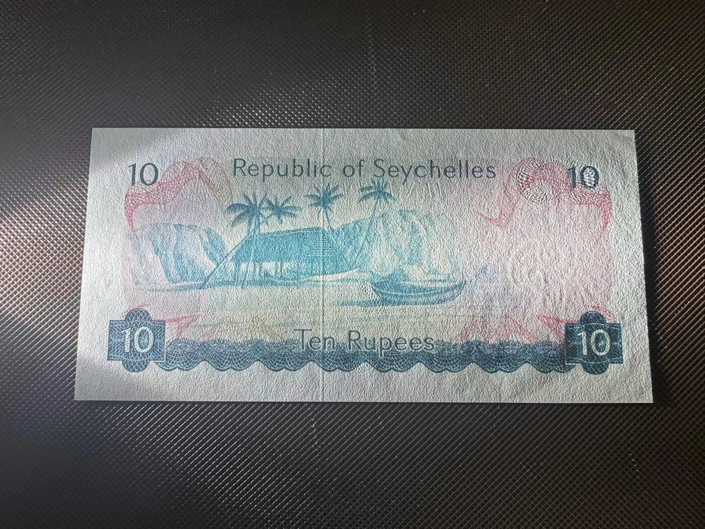 喜羊羊钱币收藏2025第9期(普品场) 塞舌尔总统人像版本 10 unc