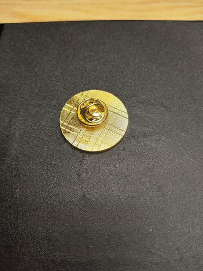 新时代收藏徽章红藏拍卖(第二十四场)  限时回归徽章杂项大合集拍场 新疆生产建设兵团 援疆纪念奖章