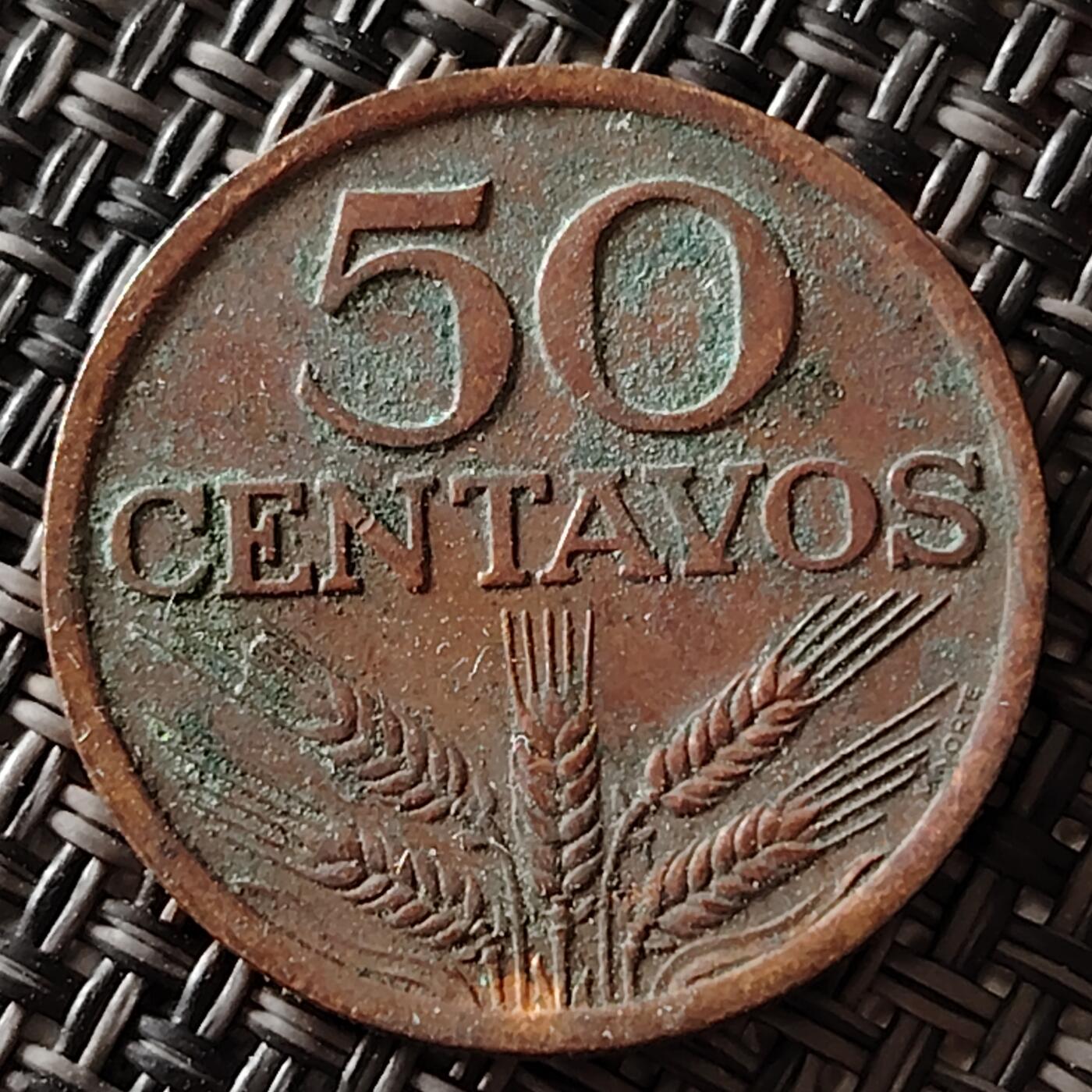 布加迪🐬～世界钱币(上海)🌾第 236 期 /  各国套币和散币 葡萄牙🇵🇹 1975年 50分