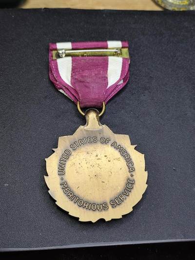 新时代收藏徽章红藏拍卖(第二十四场)  限时回归徽章杂项大合集拍场 美军嘉奖奖章