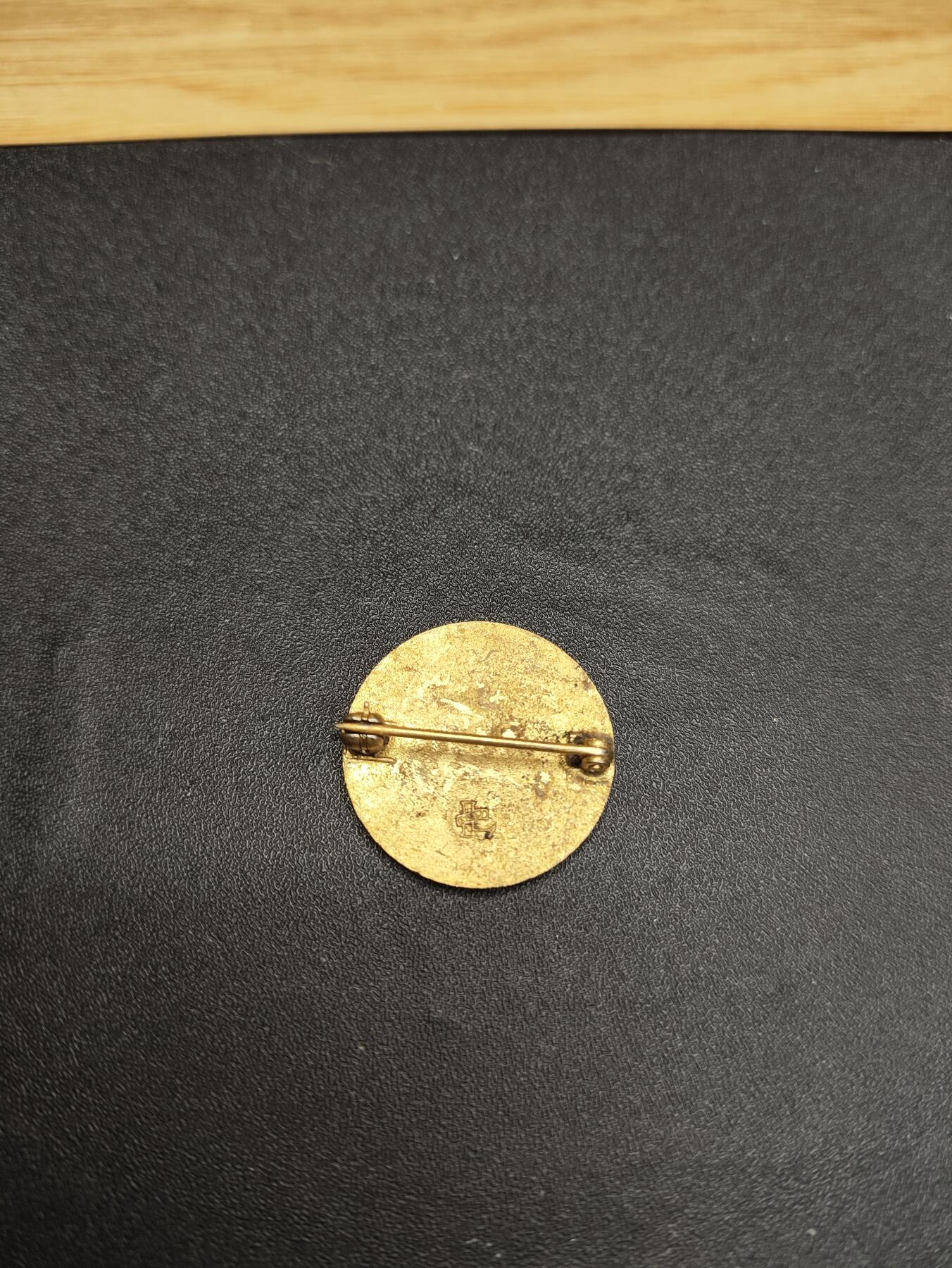 新时代收藏徽章红藏拍卖(第二十四场)  限时回归徽章杂项大合集拍场 美国一战老兵协会 金级50周年纪念章 铜制别针珐琅