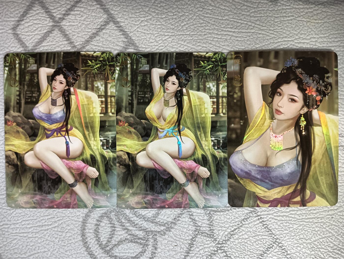 花开卡拍第35期（8月24号周日截拍，品控勿拍!!!拍品不寄存，运费5元，自制卡难免瑕疵，可能存在轻微撞角爆边等出厂瑕疵，品控介意勿拍！） 卡将 欲女传 第十一弹 班昭 渐变+近景
