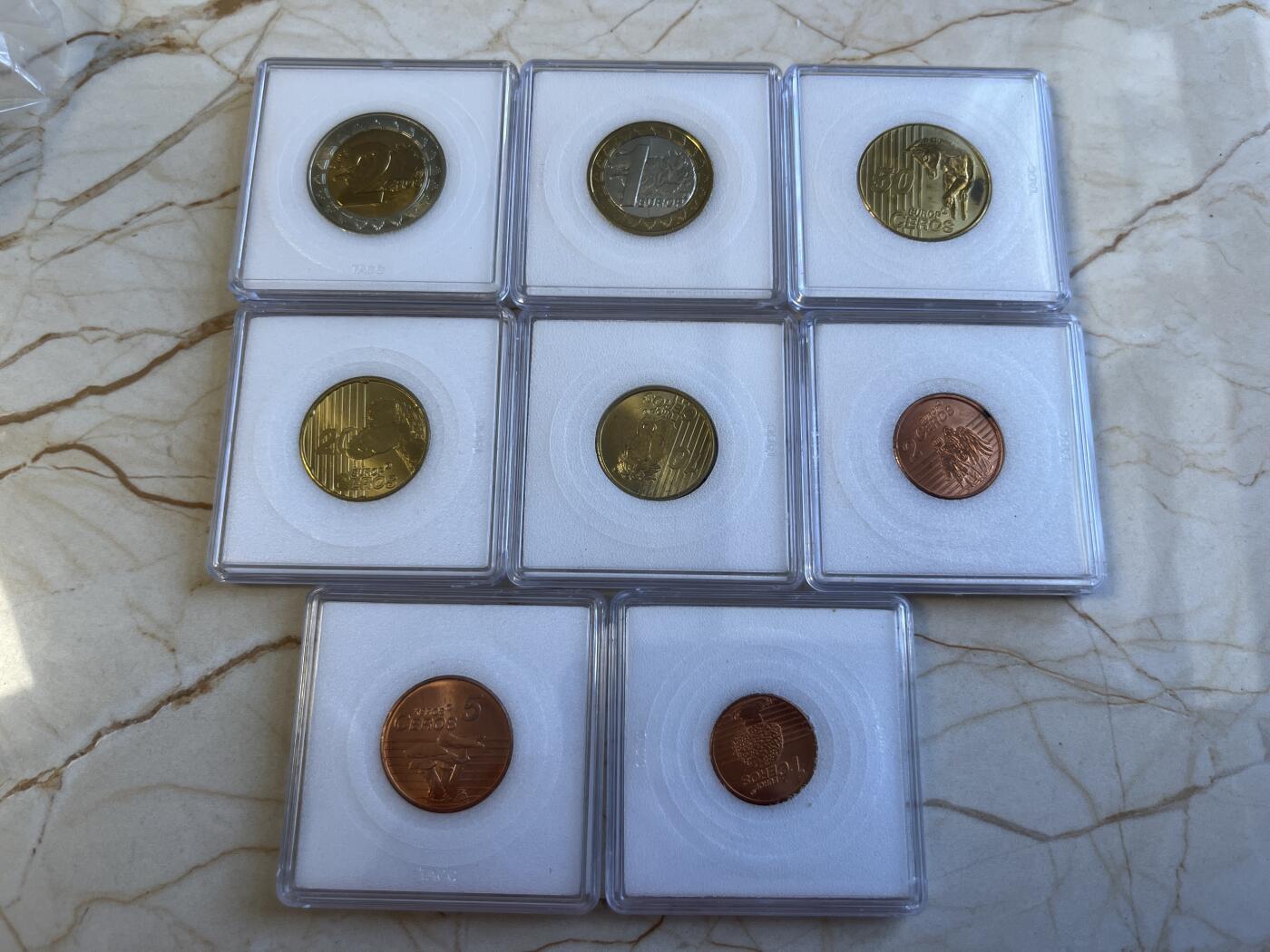 第172期拍卖【长期征集拍品】 冰岛2004年8枚纪念币（2欧，1欧，50分，20分，10分，5分，2分，1分）