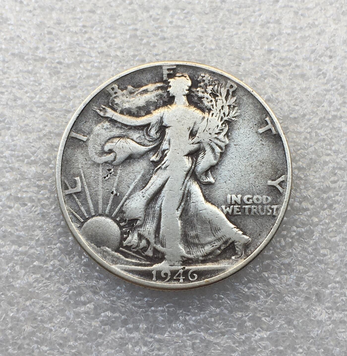 世界钱币专场拍卖 1946年美国行走女神半美元流通银币 12.5克 90%银