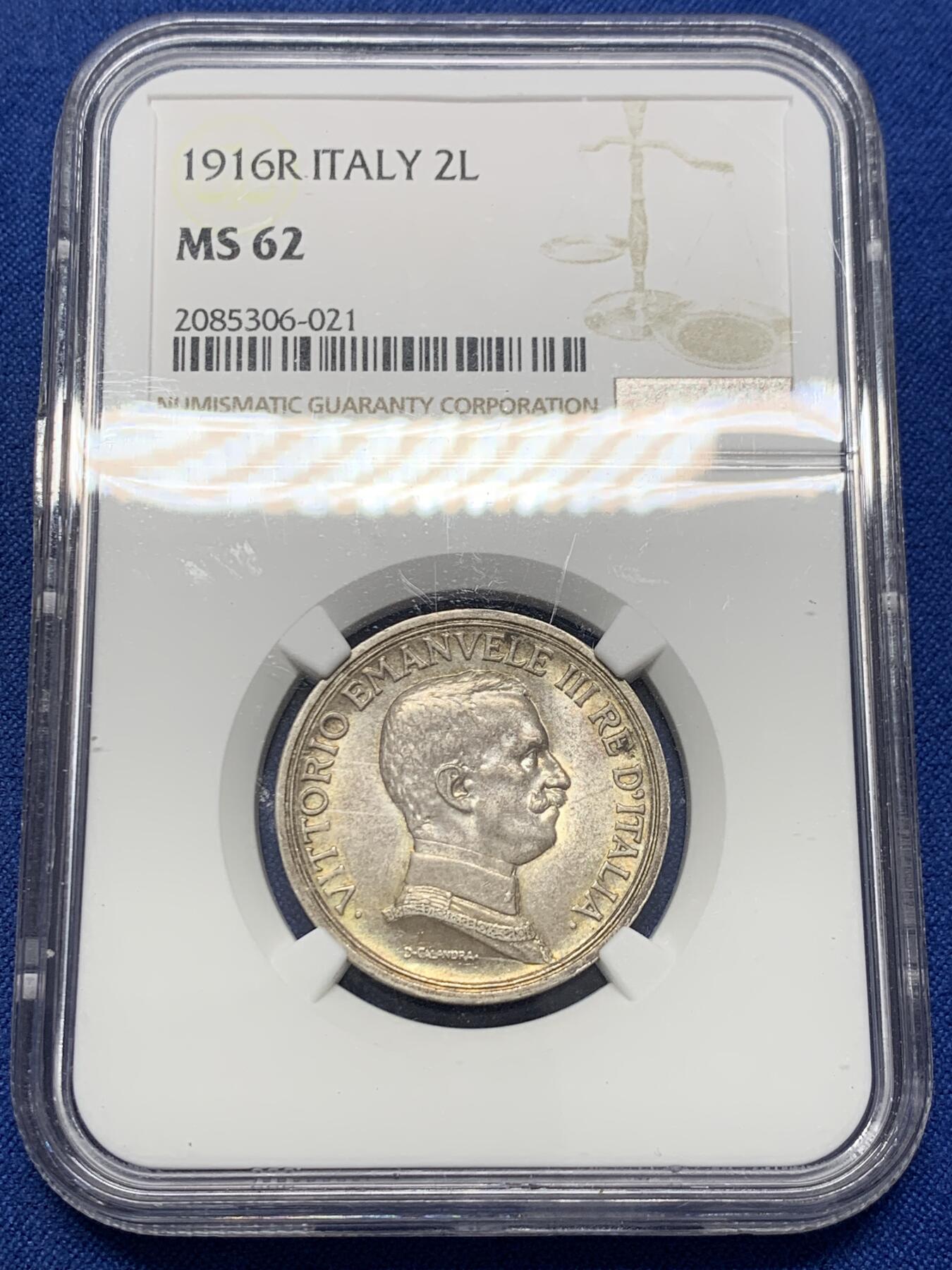 《竞宝斋》第411场 周日，周一，周二，3场连拍 （全场包邮） NGC MS62 意大利1916R马车战车2里拉银币 淡彩包浆光度很好