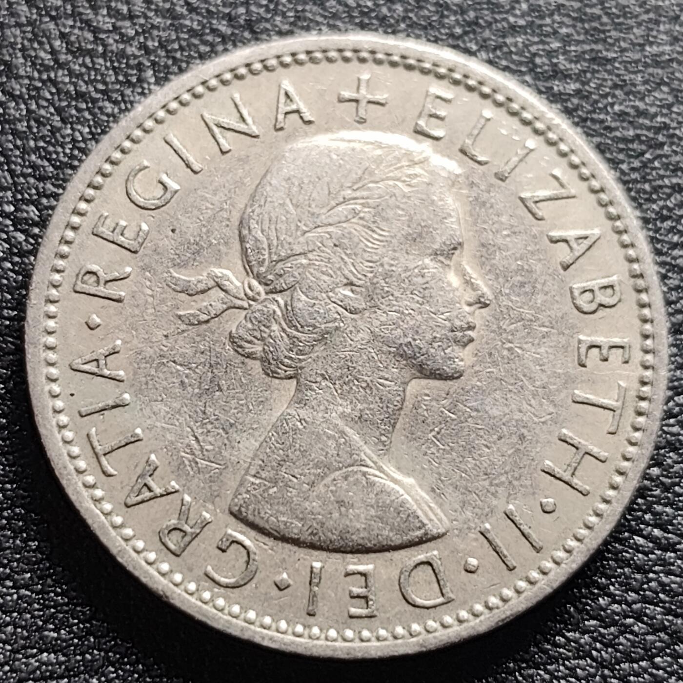 泉币菌-第95场-散币乐园场（满包邮条件，下周一发货） 英国早期1962年2先令老镍币 伊丽莎白二世青年女王头像 28.3MM