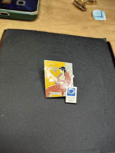 新时代收藏徽章红藏拍卖(第二十四场)  限时回归徽章杂项大合集拍场 - 2004年意大利奥运会官方纪念章 限量发行 背后带厂标和生产数量
