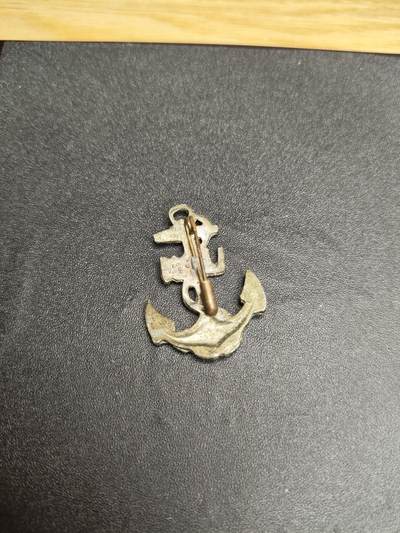 新时代收藏徽章红藏拍卖(第二十四场)  限时回归徽章杂项大合集拍场 二战美国海军 锡制纪念章 常见于军内供销社出售