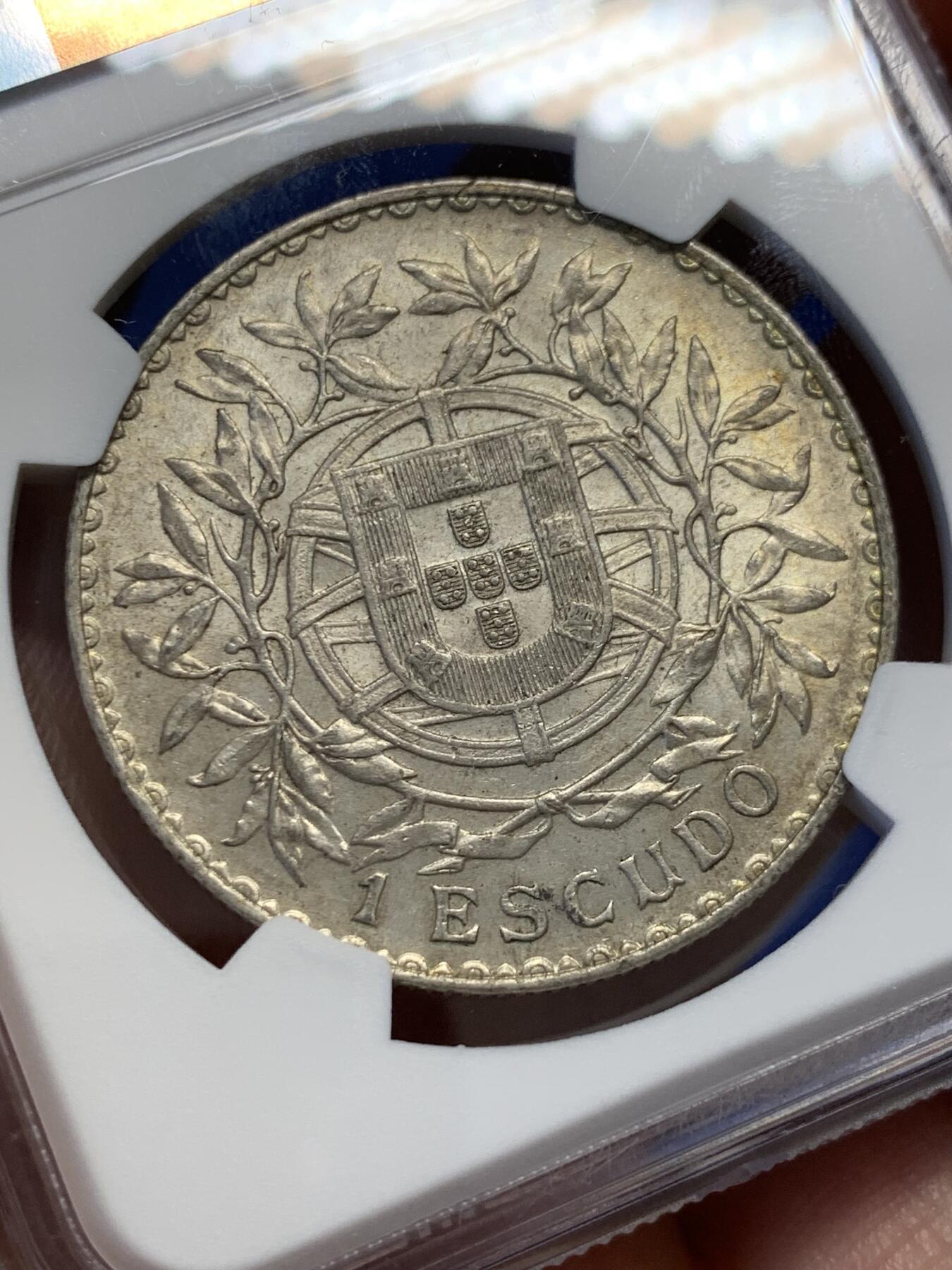 《竞宝斋》第411场 周日，周一，周二，3场连拍 （全场包邮） NGC AU58 葡萄牙 1915 大头女神 一埃斯库多大银币