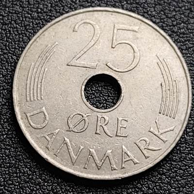 泉币菌-第95场-散币乐园场（满包邮条件，下周一发货） - 丹麦1973年25欧尔中孔镍币 玛格丽特二世花押 