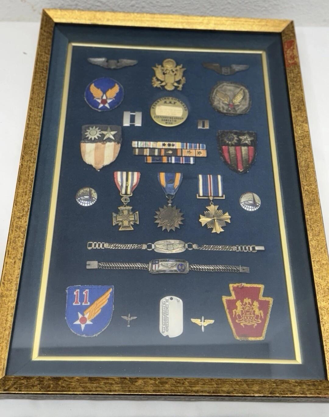 老王徽章第144期 二战时期美国陆军航空兵运输司令部证章   925银     大尺寸直径30mm    重量7.3g     属于中缅印战区陆军航空兵上尉大卫·H·范埃瑞