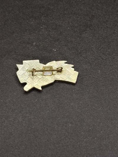 新时代收藏徽章红藏拍卖(第二十四场)  限时回归徽章杂项大合集拍场 苏联英雄城市系列纪念章 带一个迷你的金星勋章 塞瓦斯托波尔市