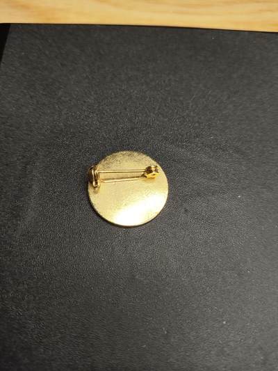 新时代收藏徽章红藏拍卖(第二十四场)  限时回归徽章杂项大合集拍场 美国一战老兵协会 钻石级75周年纪念章 铜制别针珐琅