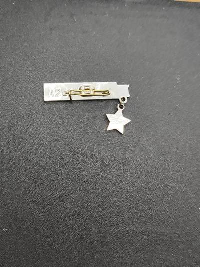 新时代收藏徽章红藏拍卖(第二十四场)  限时回归徽章杂项大合集拍场 荣获苏联英雄称号的城市塞瓦斯托波尔 银星版