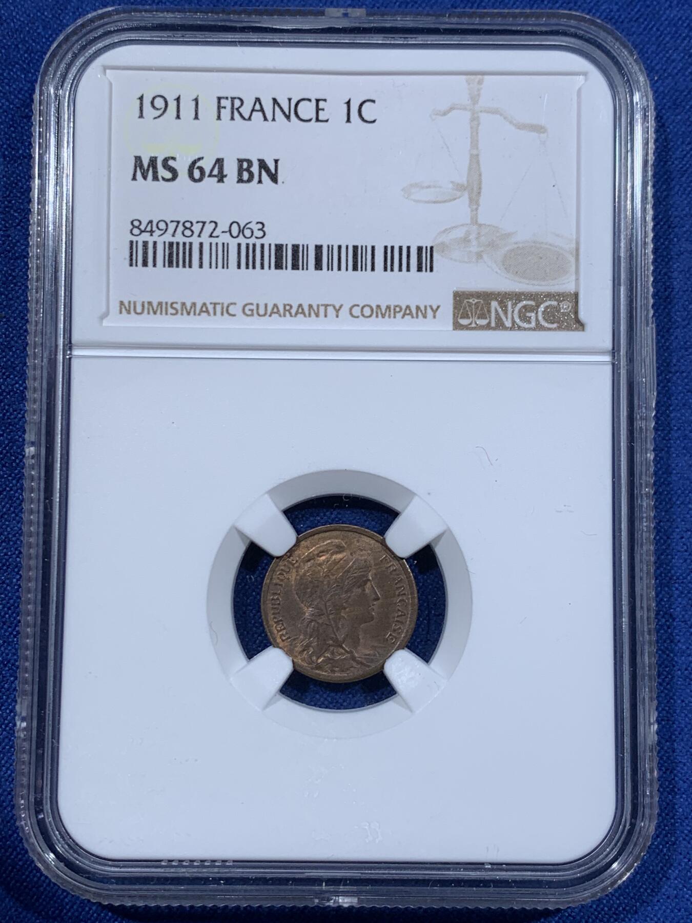 《竞宝斋》第411场 周日，周一，周二，3场连拍 （全场包邮） 两枚一组 NGC MS64BN/RB 1911法国1分/2分铜币 64分很不容易了 很少见的一对小辅币 经典女神图案 巧克力包浆 喜欢的不要错过