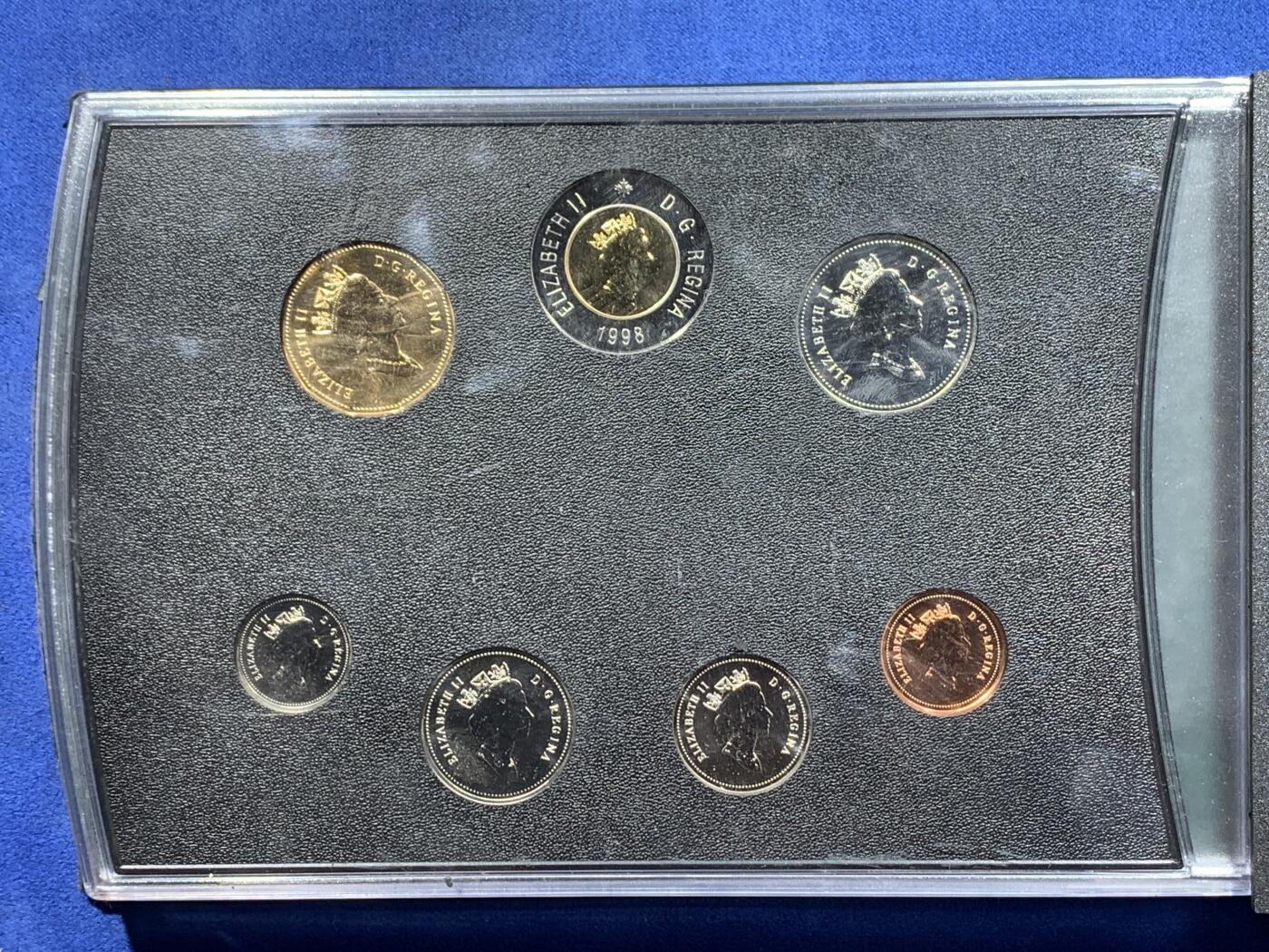 《竞宝斋》第411场 周日，周一，周二，3场连拍 （全场包邮） 加拿大 1998年 specimen set 套币 精制磨砂工艺 细节见图