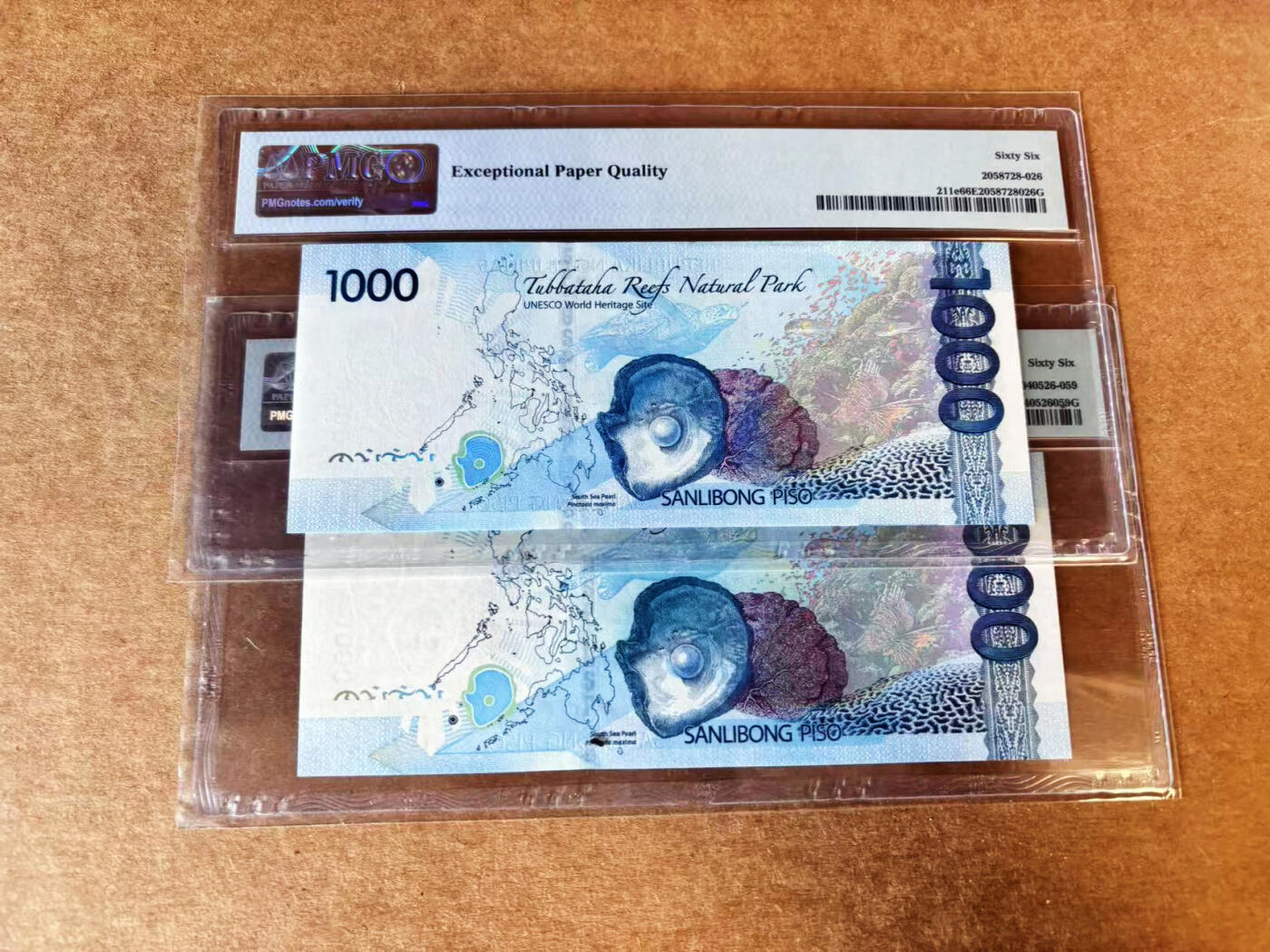 【Blue Auction】世界纸币精拍第714期——18级TOP拍卖/信誉/品质/专业/高效💫 【一组2张 全同8】菲律宾 2019年1000比索 PMG66EPQ 