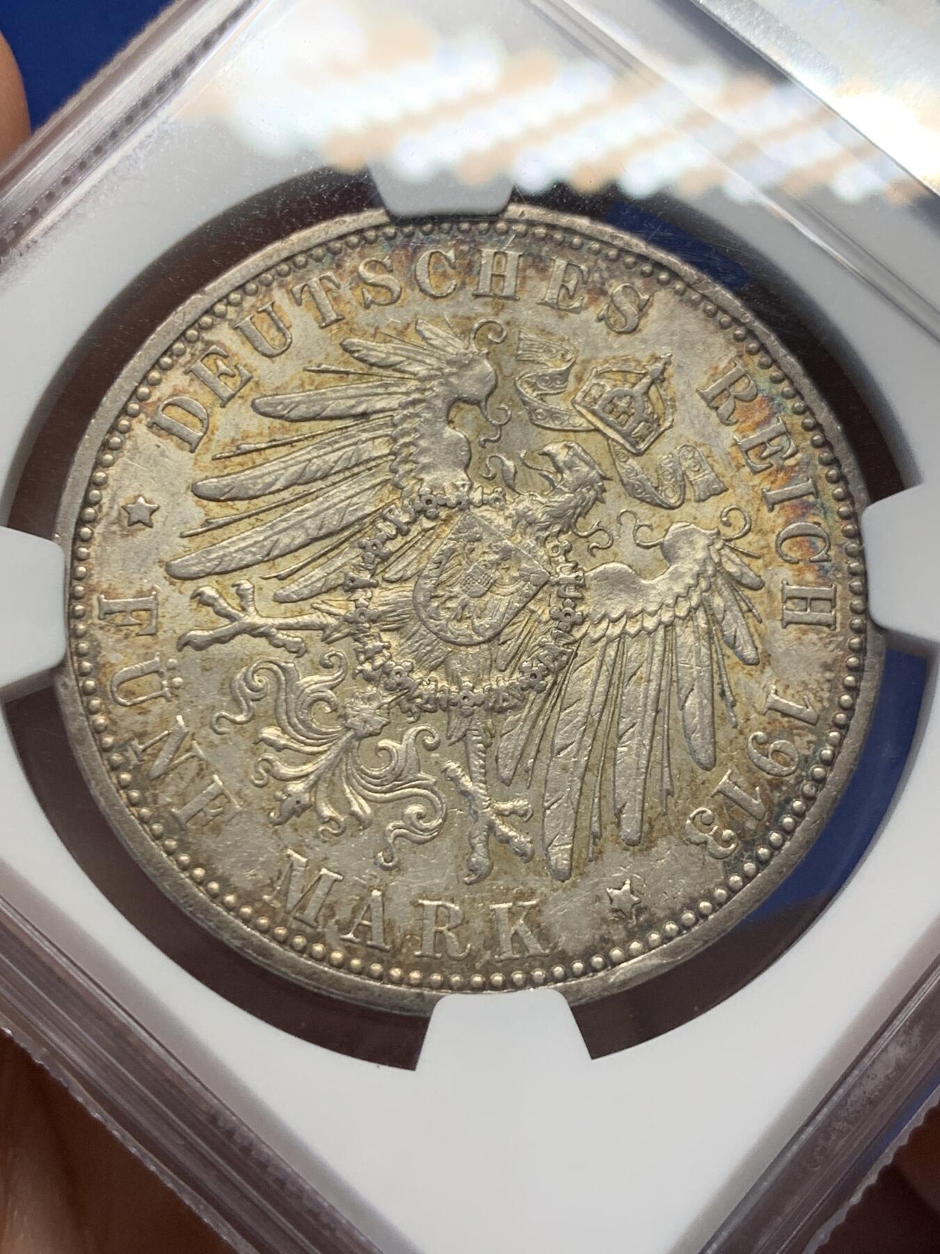 《竞宝斋》第411场 周日，周一，周二，3场连拍 （全场包邮） NGC AU58 德国1913年双狮5马克银币，状态非常棒