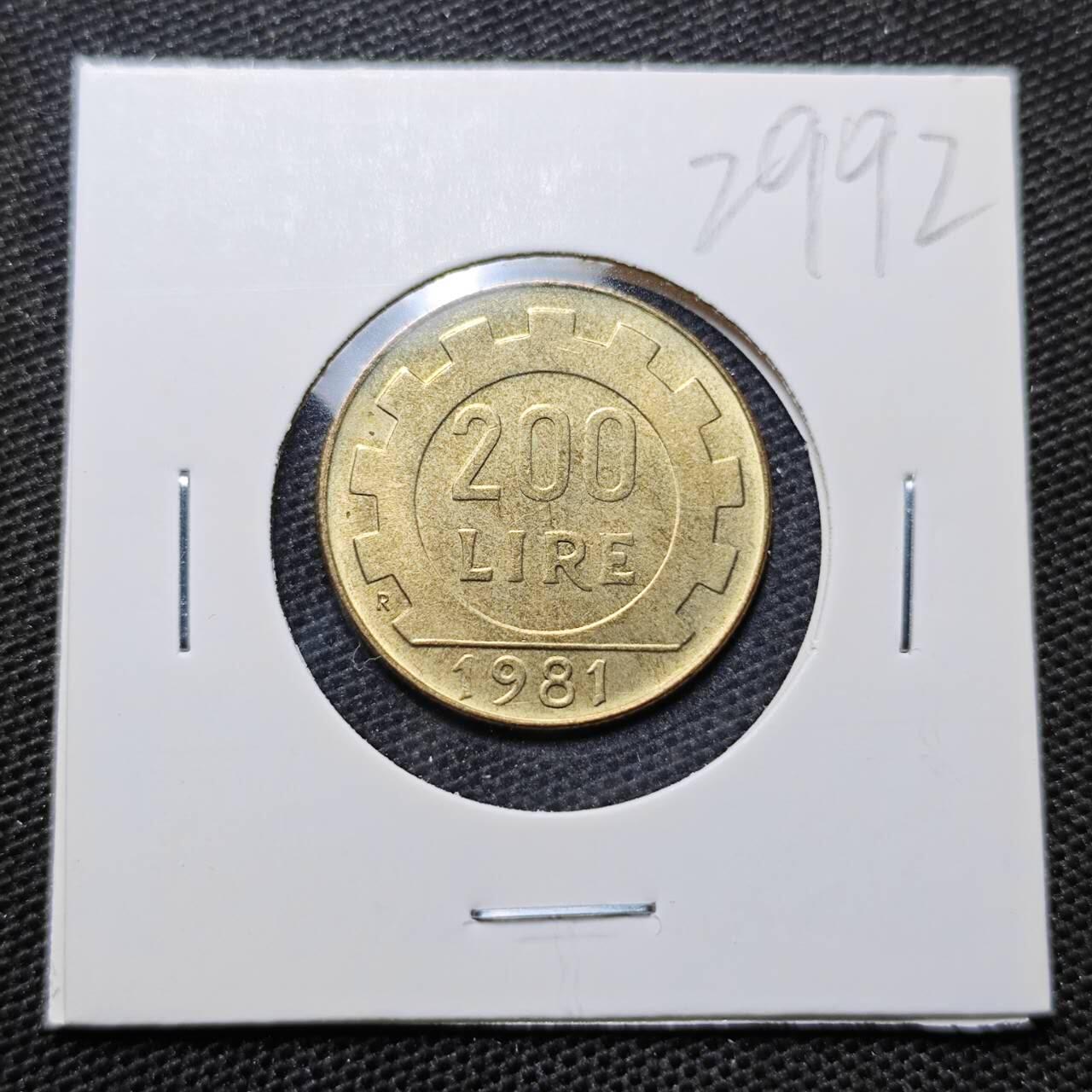 KK钱币收藏小铺 第329期 2月预留时间 周末发货  1981意大利200里拉铜币