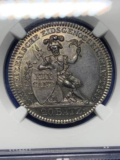 《竞宝斋》第412场 周日，周一，周二，3场连拍 （全场包邮） NGC MS64 瑞士 1809 阿尔高 雇佣兵 20巴增银币 该系列的最大面值 双面深打 高点保持的很好 1.4W的发行量值得收藏