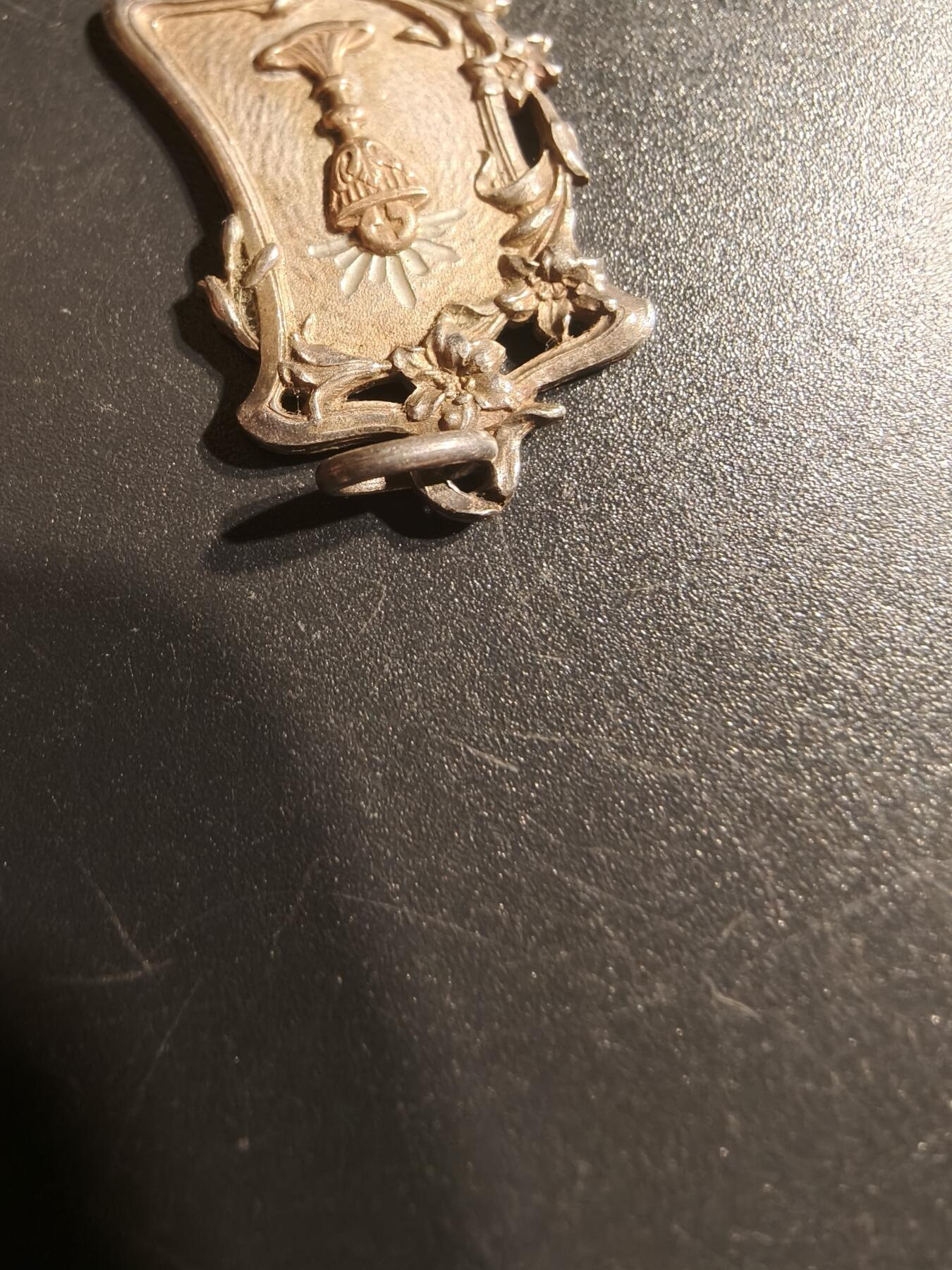 老王徽章第144期 法国天主教会纪念章   银质   2.9g