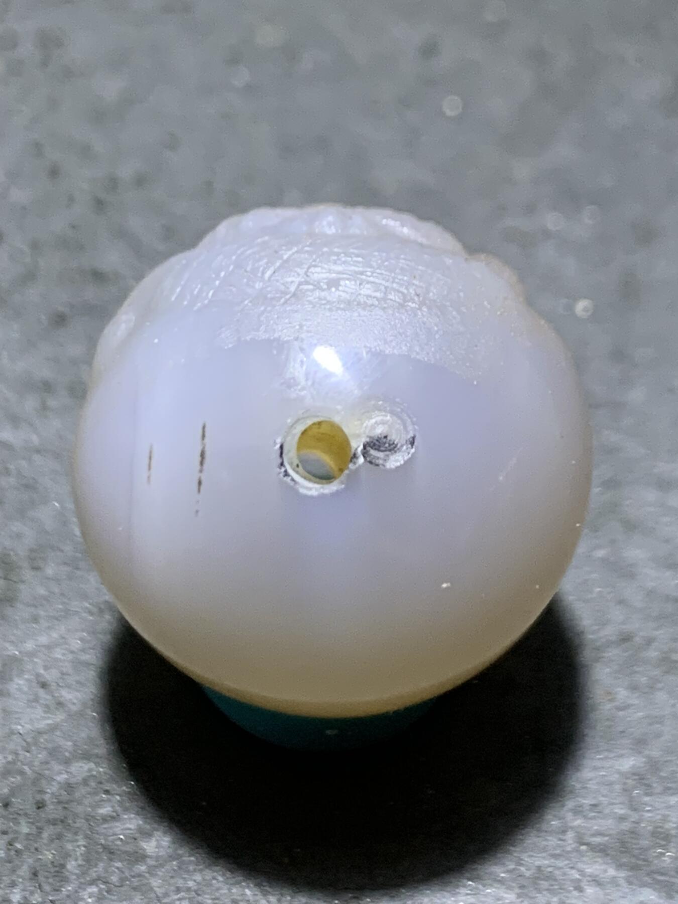 高玉化亚光海洋玉髓手工俏色巧雕灵狐2.0随形圆珠一个