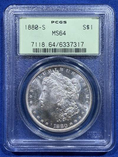 《竞宝斋》第412场 周日，周一，周二，3场连拍 （全场包邮） - PCGS MS64 美国1880年S版摩根大银币 老盒子严评实物双面呈现类镜面效果 PL状态 应是新模具初打
