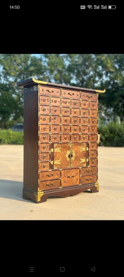 榉木小药柜，品相完美，要财柜子，尺寸如图 榉木小药柜，品相完美，要财柜子，尺寸如图