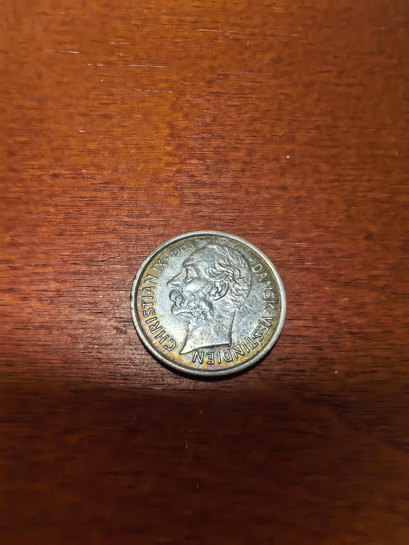 长老汇蛇年精选第四十场拍卖 1905丹属西印度克里斯蒂安九世10分银币，好品，克书90美金