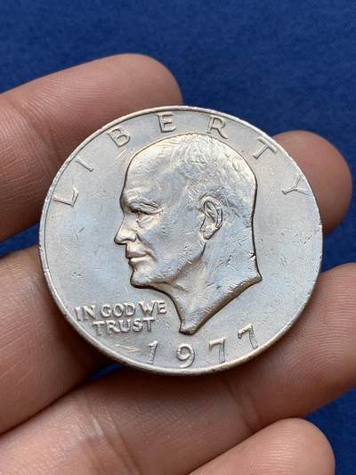 《竞宝斋》第412场 周日，周一，周二，3场连拍 （全场包邮） 两枚一组 美国1942年10美分银币+1977年艾森豪威尔（200周年纪念）1美元