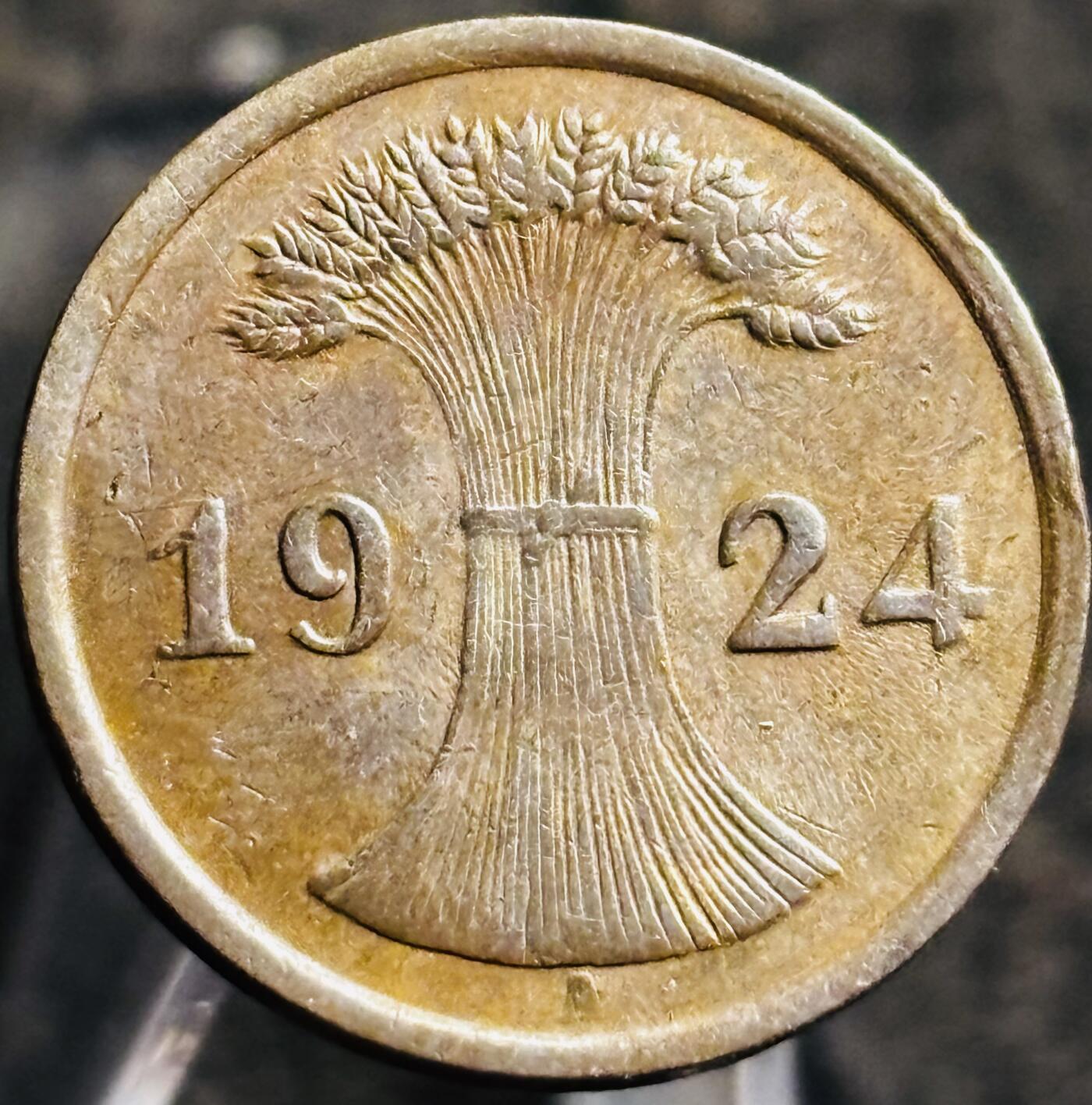 文馨钱币收藏第 268 场，长期接收代拍品 少见极美品 1924 年魏玛共和国地产抵押马克时期 2 芬尼铜币 A 版，只发行 2 年
