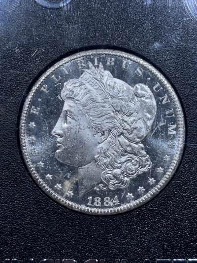 《竞宝斋》第412场 周日，周一，周二，3场连拍 （全场包邮） NGC MS63DPL 美国 摩根 1884-cc GSA 麦稀奇首见深度类镜面的绝版大封装 无论是品种、品相还是封装都无懈可击 不可多得的藏品