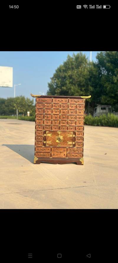 榉木小药柜，品相完美，要财柜子，尺寸如图 榉木小药柜，品相完美，要财柜子，尺寸如图