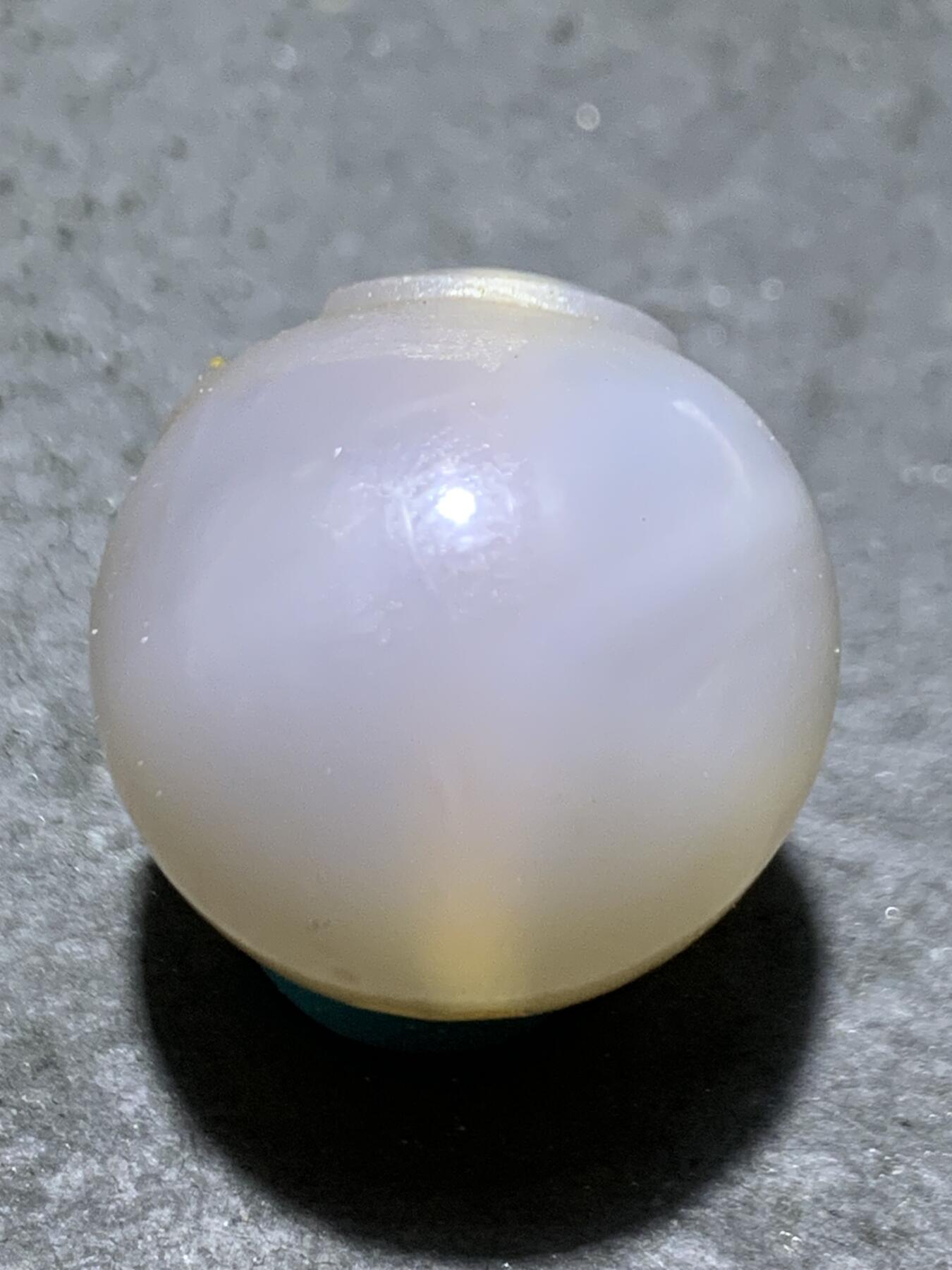 高玉化亚光海洋玉髓手工俏色巧雕灵狐2.0随形圆珠一个