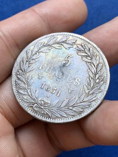《竞宝斋》第412场 周日，周一，周二，3场连拍 （全场包邮） 法国1831年菲利普一世小头版5法郎银币