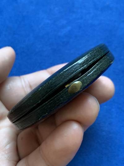 《竞宝斋》第412场 周日，周一，周二，3场连拍 （全场包邮） 法国戎装玛丽安娜（战争部射击比赛）铜章，大师Roty经典作品，正面采用了他的深受欢迎的戎装玛丽安娜头像，背面是玛丽安娜和小天使为比赛获胜士兵颁奖图。包浆自然，直径50.8mm，58.4克，丰饶角BRONZE边铭，带原盒。