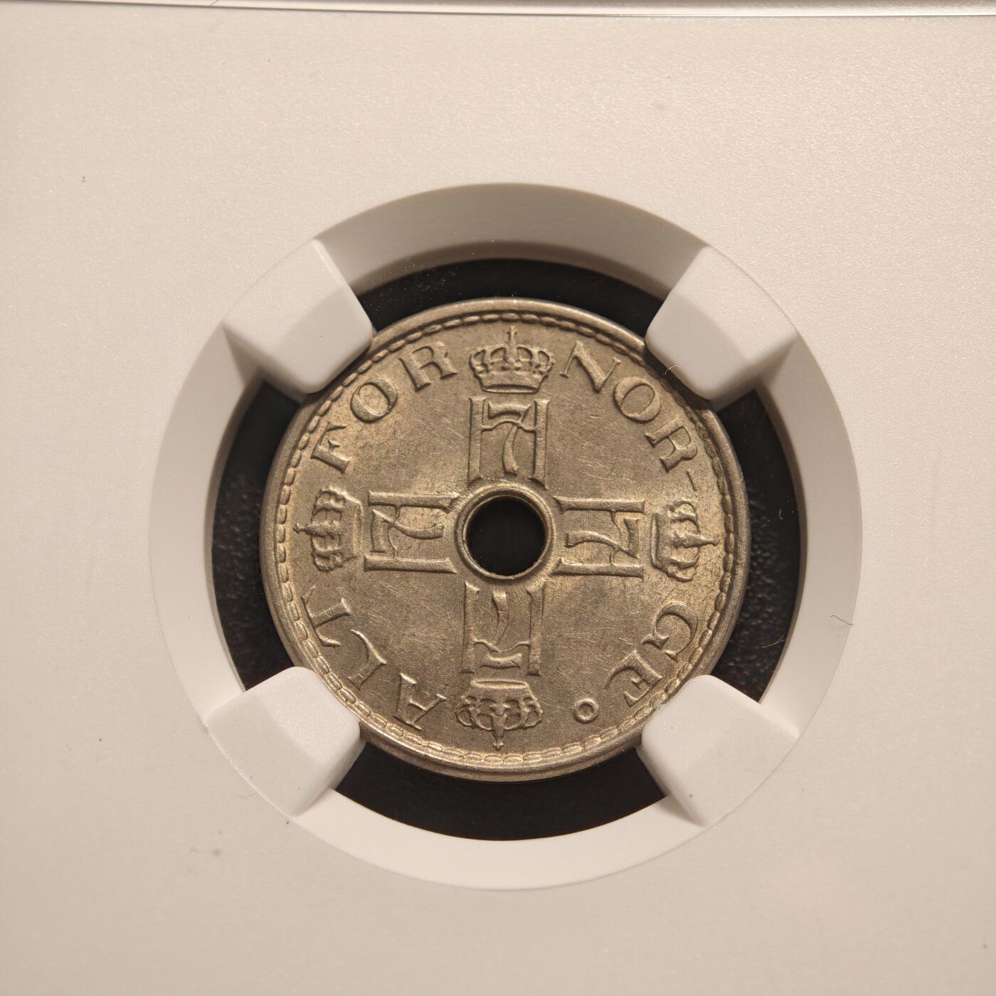 【德藏】世界币章拍卖第143期（拍品征集中~欢迎藏友联系） 1947年 挪威50欧尔镍币 NGC MS62 转光 状态极佳