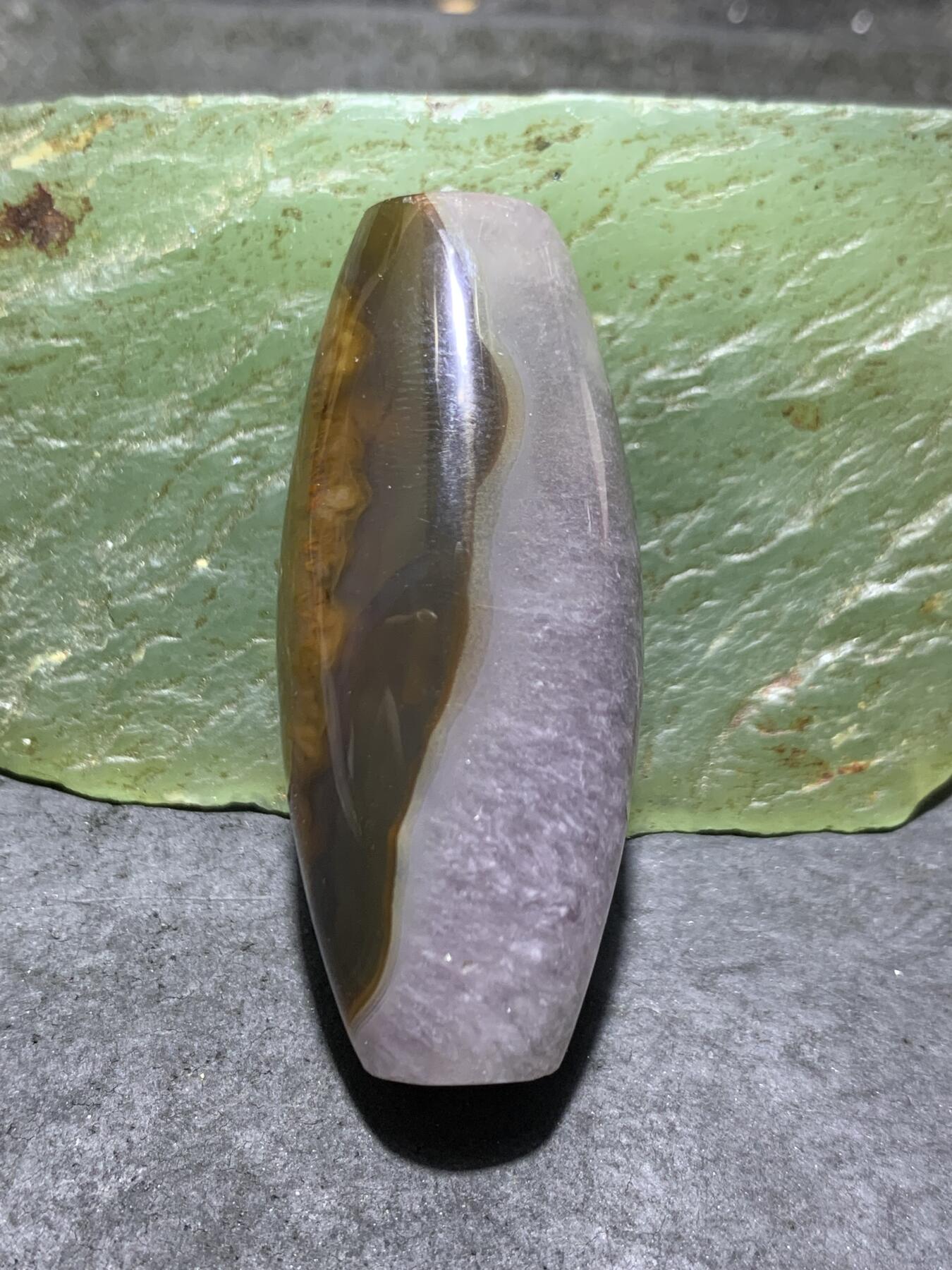精美冻料草花纹冰飘战国红玛瑙大桶珠一个，