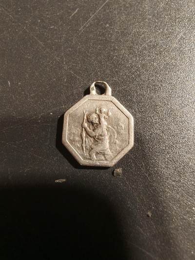 老王徽章第144期 - 法国天主教会纪念章   银质   0.8g