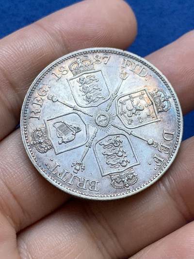 《竞宝斋》第412场 周日，周一，周二，3场连拍 （全场包邮） 英国 1887年 维多利亚 双福林大银币 带点彩包浆 值得收藏