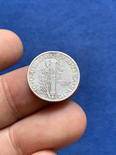 《竞宝斋》第412场 周日，周一，周二，3场连拍 （全场包邮） 两枚一组 美国1942年10美分银币+1977年艾森豪威尔（200周年纪念）1美元